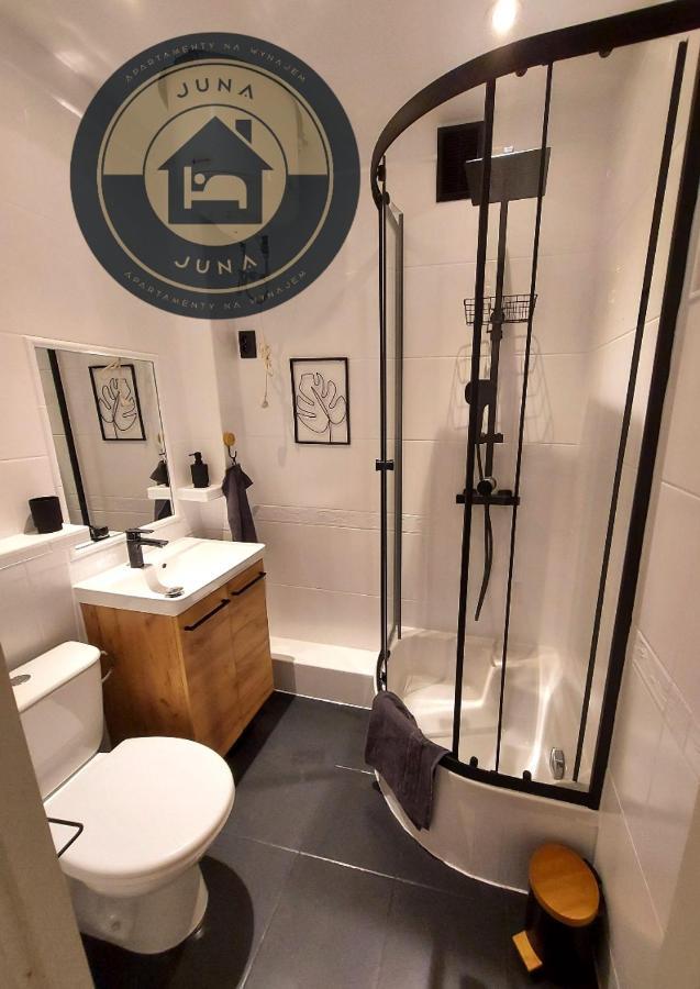 Juna - Nowoczesny Apartament W Centrum Z Widokiem Na Park 프루츠코프 외부 사진